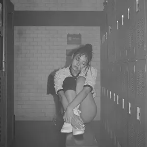 250329-JENNIE-Instagram-Update-documents-6.webp